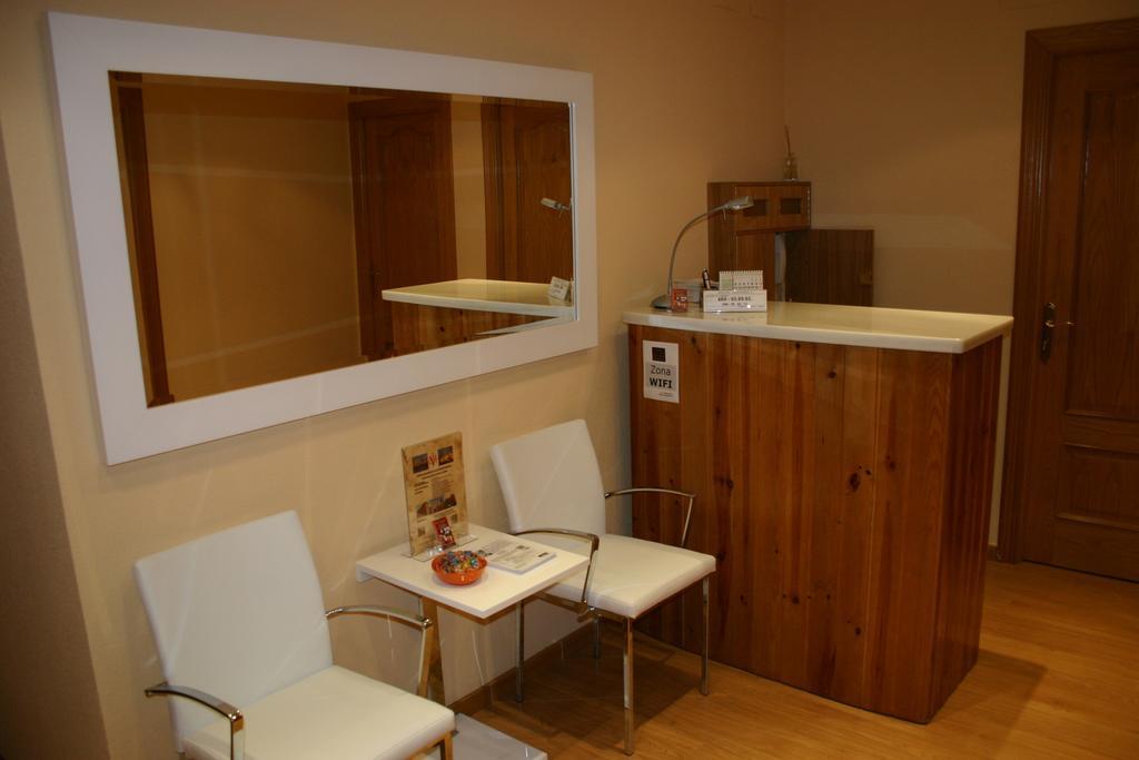 Hostal Hispanico I Σαλαμάνκα Εξωτερικό φωτογραφία